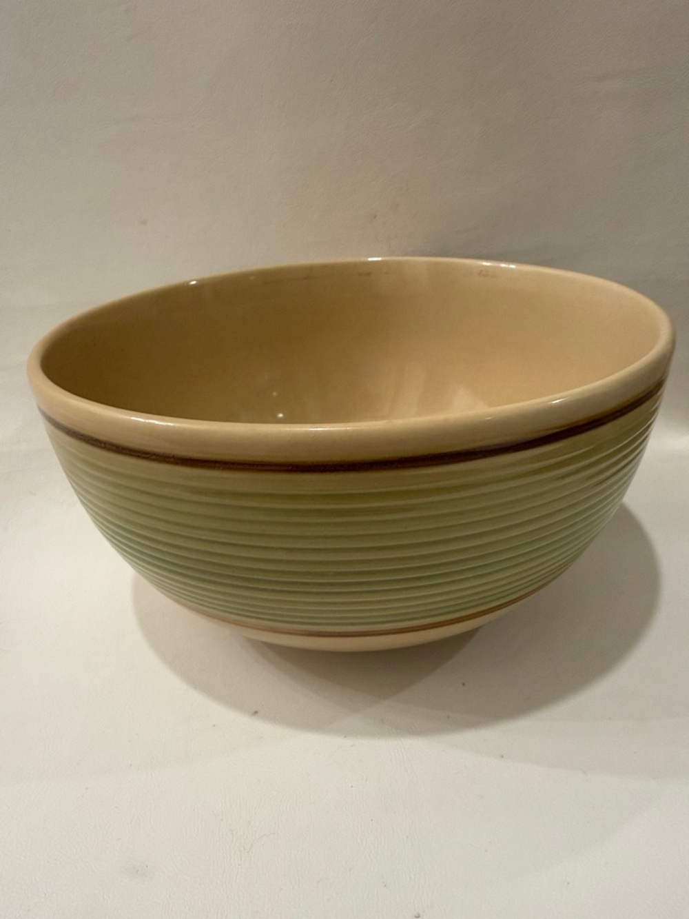 Gibson Cream Interior Sage Green Ribbed Exterior Cereal Bowl 6 1/2 X 3 1/2 Inch